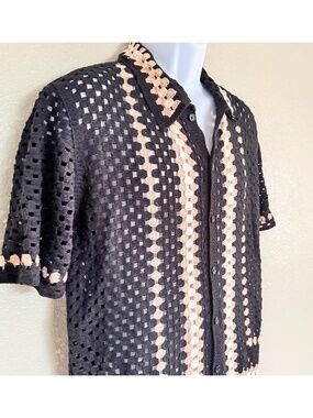 Men’s Vintage-Inspired Boho Crochet Granny Square Mesh Resort Button Down Shirt